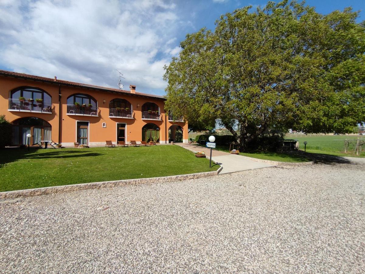 Agriturismo La Vigna Cola  ภายนอก รูปภาพ