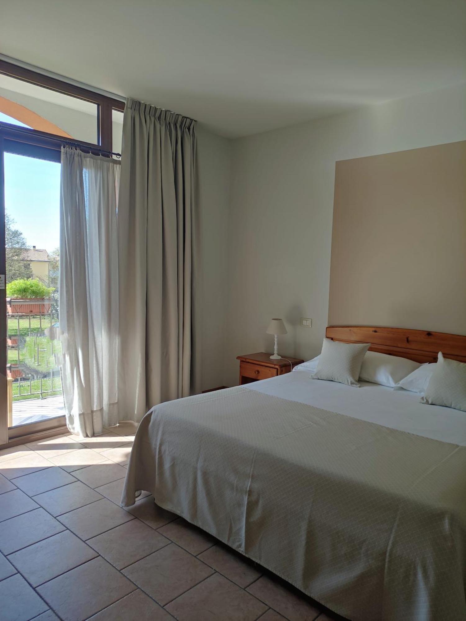 Agriturismo La Vigna Cola  ภายนอก รูปภาพ